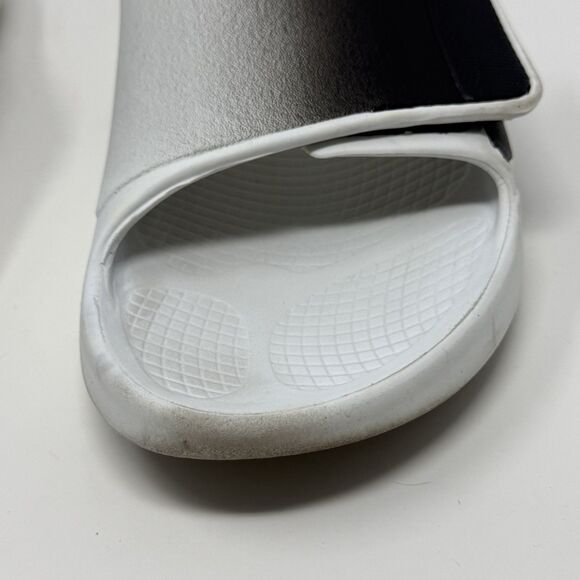 Oofos Ooahh Sport Flex Recovery Slide Sandals Mens 10 White Black Comfort main image 12
